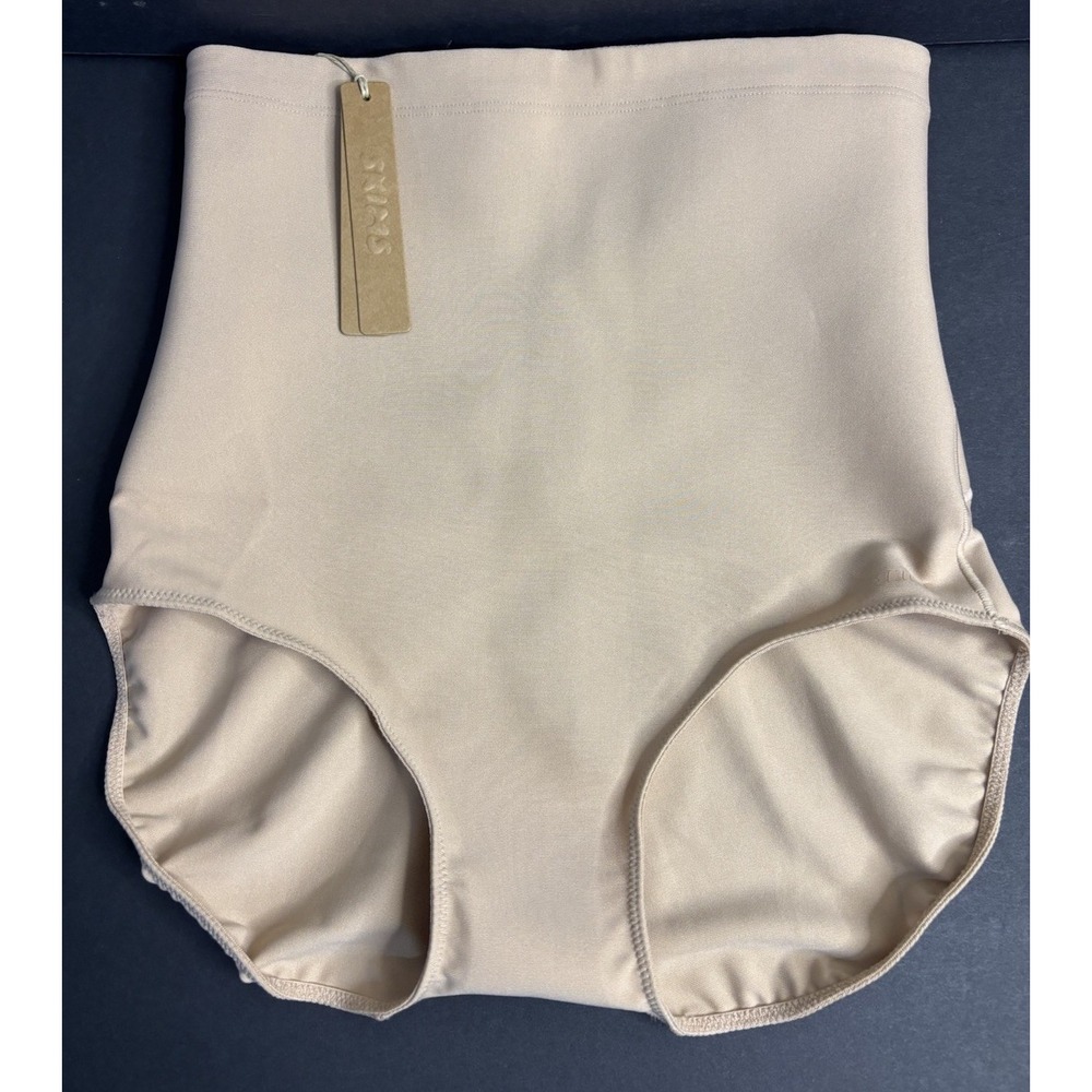 Skims CS Butt Lifting Brief Womens S Shapewear PN-BRF-6527W Clay Beige NWT